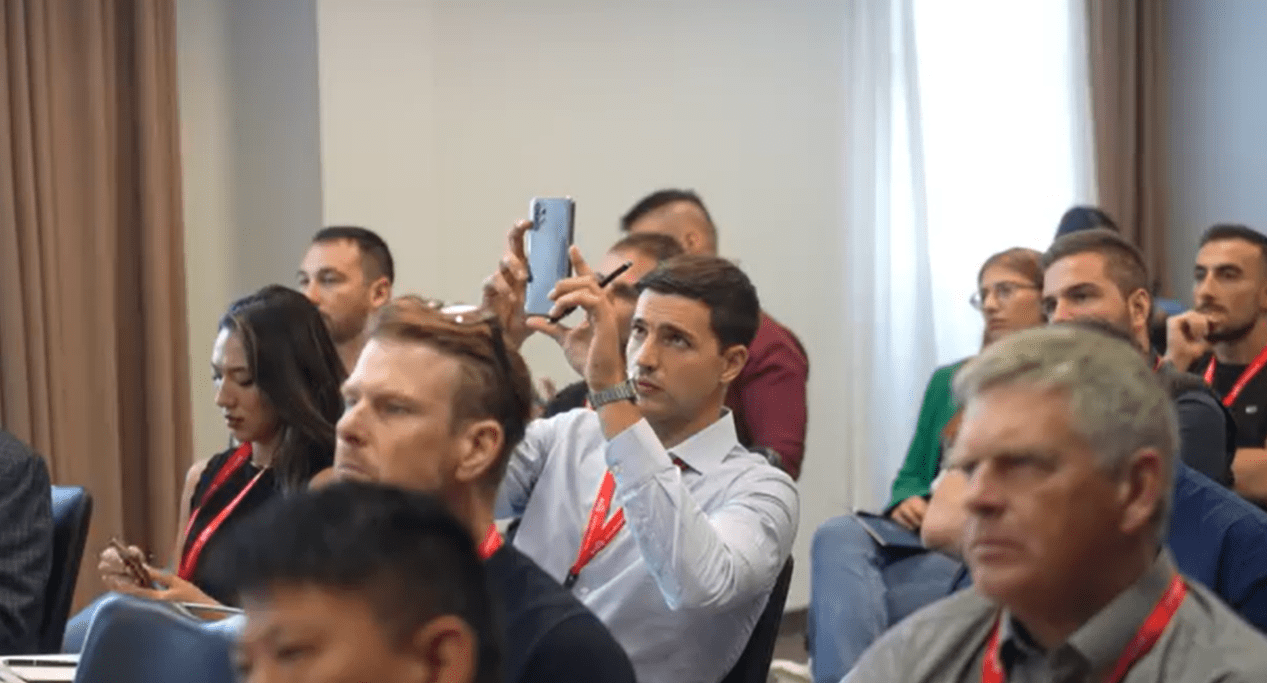 Afore zapewnia wnikliwe szkolenie techniczne we Frankfurcie
