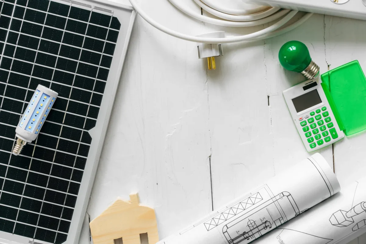Analiza profilu zużycia energii dla instalacji fotowoltaicznej off grid 10 kW.